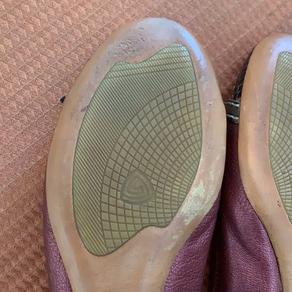 AGL Flats Size 36 Mauve w/ snakeskin print toe cap - Picture 6 of 10